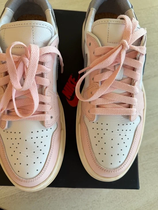 AIR JORDAN 1 ELEVATE LOW  SIZE 8 
EUC Always kept in ORIGINAL BOX - Picture 6 of 11